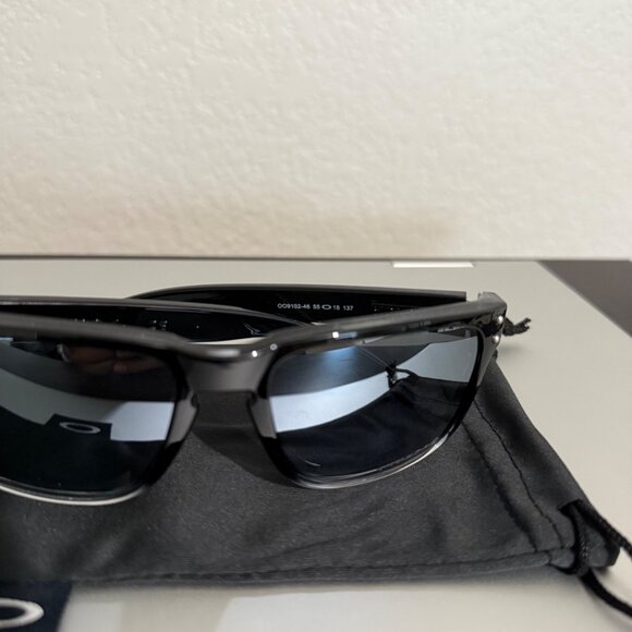 OO9102 Oakley Holbrook Two Tone Polished Frame Prizm Polarized Reflective Silver - Picture 3 of 6